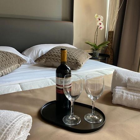 Soha Piazza Di Spagna Boutique Рим Екстер'єр фото