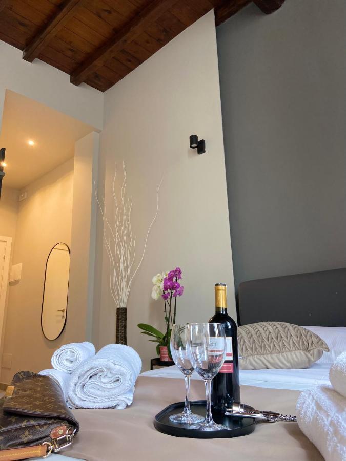 Soha Piazza Di Spagna Boutique Рим Екстер'єр фото