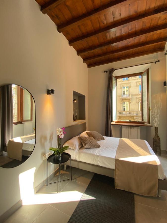 Soha Piazza Di Spagna Boutique Рим Екстер'єр фото