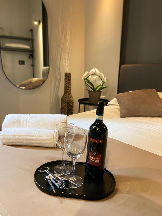 Soha Piazza Di Spagna Boutique Рим Екстер'єр фото
